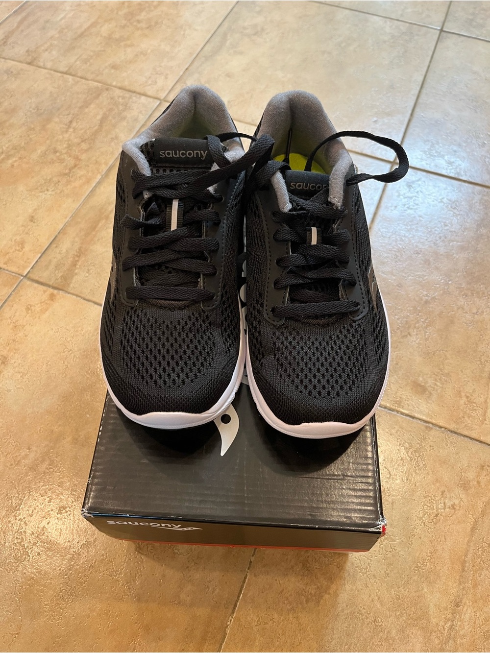 Saucony Women’s Black Athletic Running Sneakers with White Midsole
